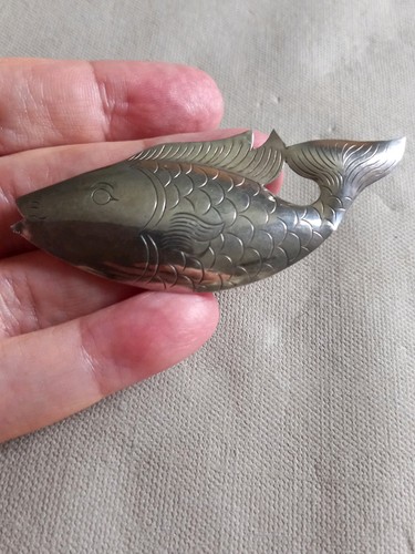 Vintage 925 silver fish - fish, brooch