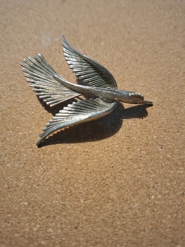 Vintage silver toned flying - silver-toned,