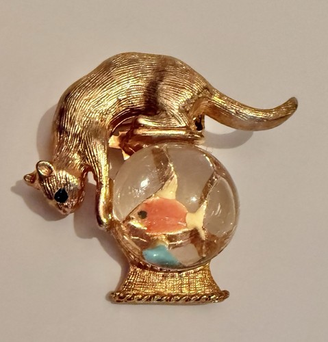 Rare vintage gold crown - rare,