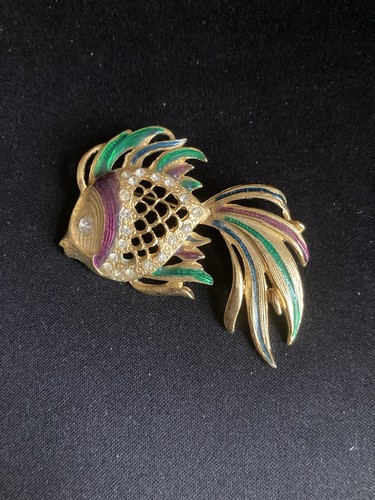 Gorgeous stone set - stone, enameled