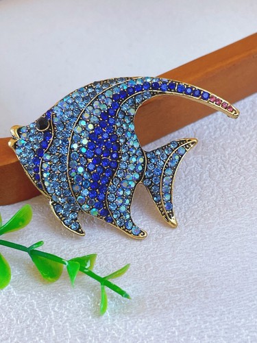 Sparkly blue rhinestone fish - rhinestone,