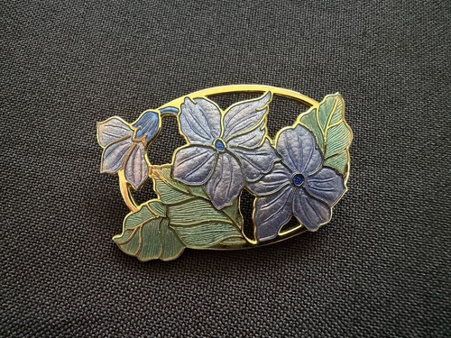 Vintage fish crown - crown, enamel