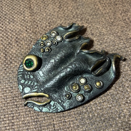 Large brutalist fish brooch - large,