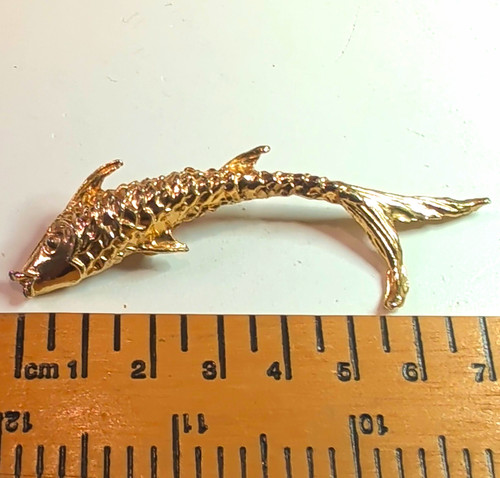 Gold tone fish - gold, brooch