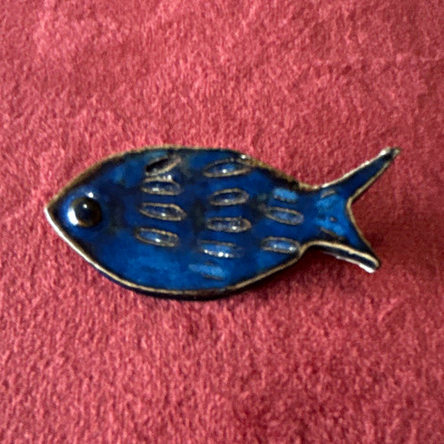 Silver tone fish brooch pin - fish,