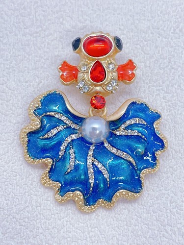 Blue enamel goldfish - blue,