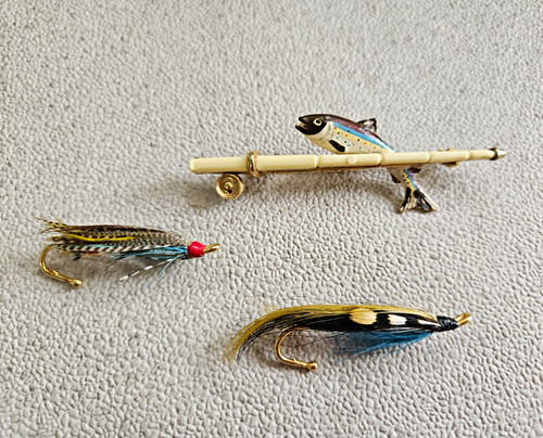 Vintage fishing theme brooch - fishing,